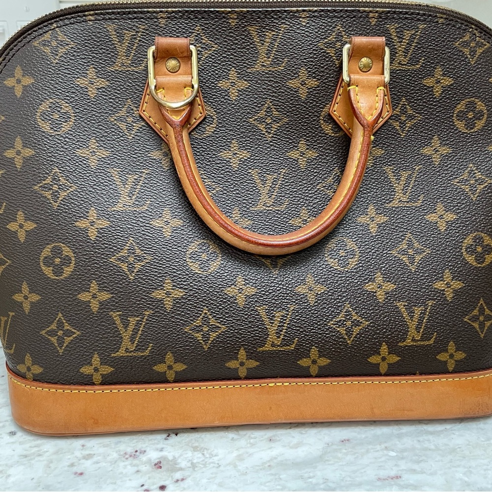 Louis Vuitton Alma